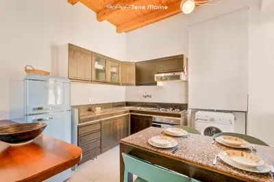 Cucina o angolo cottura di Timeless, Terre Marine