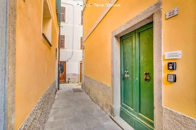 Planimetria di Timeless, Terre Marine