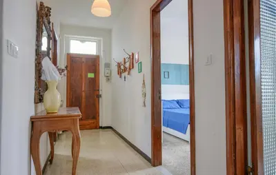 Letto o letti in una camera di 2 Bedroom Stunning Home In Chiavari