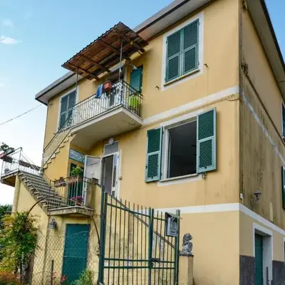 2 Bedroom Stunning Home In Chiavari