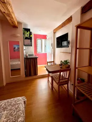 TV o dispositivi per l'intrattenimento presso Mini Appartamento in Centro Storico