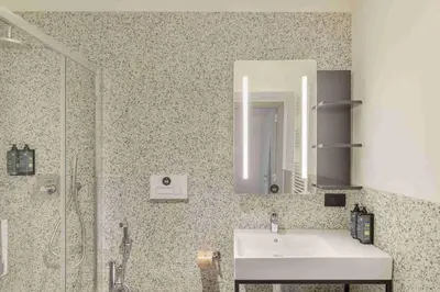 Bagno di B&B HOTEL Piacenza