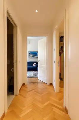 Letto o letti in una camera di WELCOME RIVIERA-Residenza Il Glicine 5-posto auto privato riservato-20metri dal mare-wifi