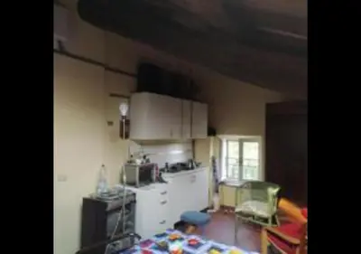 Cucina o angolo cottura di Ampia stanza nelle campagne parmensi