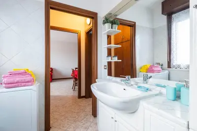 Bagno di Cosy apartment close to the city centre