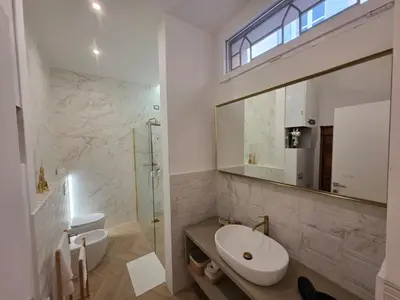 Bagno di MWC - Modena via Ganaceto 100