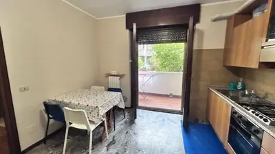 Cucina o angolo cottura di Ampio bilocale a pochi passi dal centro e dalla stazione