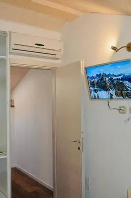 TV o dispositivi per l'intrattenimento presso Incantevole casa tra le vie di un antico borgo