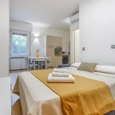 Cozy Loft - Via Emilia Est centro