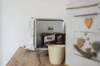 Set per la preparazione di tè e caffè presso Residence La Luma