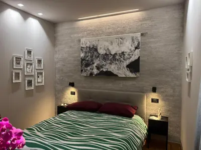 Letto o letti in una camera di Luxury Art & Chromotherapy Apt-Hospital District3