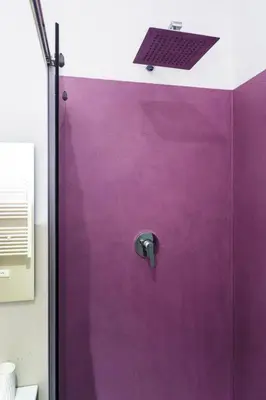 Bagno di Casa celine moderna, relax, comoda alle spiagge e negozi
