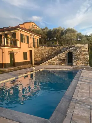 Piscina di Villa-swimming pool Ca'Du'Ma' Portofino view est o nelle vicinanze