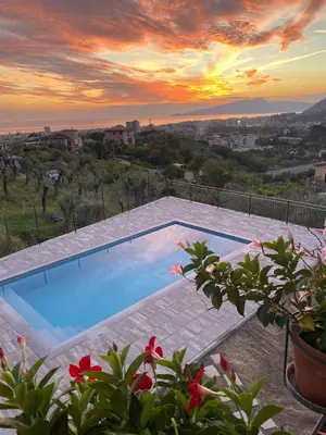 Piscina di Villa-swimming pool Ca'Du'Ma' Portofino view est o nelle vicinanze