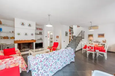 Area soggiorno di Moneglia Villa in A Quiet Place - Happy Rentals