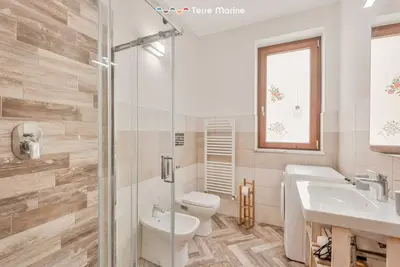 Bagno di La Corte dei ValEmi 1-4, TerreMarine