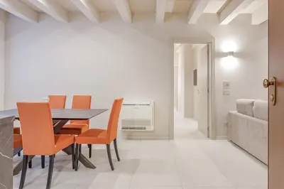Area soggiorno di Modena Historic Center - Elegant Family Apartment