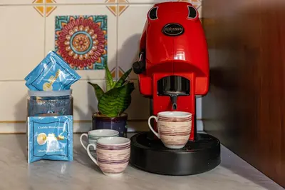 Set per la preparazione di tè e caffè presso Centro Storico - Eleganza rustica in città