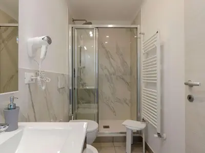 Bagno di Apartment Wohnung mit Meerblick und privater Garage by Interhome
