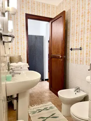 Bagno di studio livia