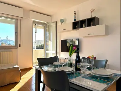 Planimetria di Relax and Comfort con balcone, Lavagna
