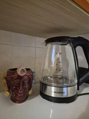 Set per la preparazione di tè e caffè presso Liberamente - Gino -garage incluso