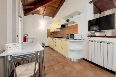 Cucina o angolo cottura di 337 - Residence Montebello Monolocale E, Relax con Piscina e Giardino