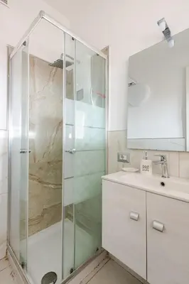 Bagno di Modern House for Couples & Business Stays