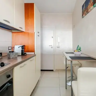 Modern House for Couples & Business Stays