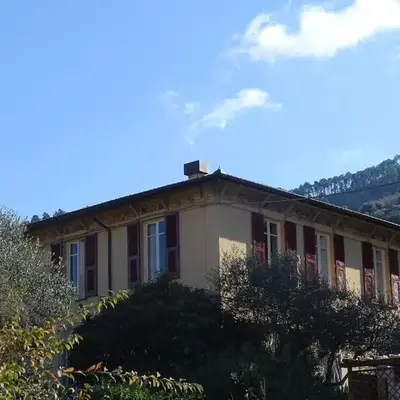 Villa Rosa primo piano