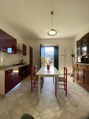 Cucina o angolo cottura di Piccola Casa Liguria Un'oasi al sole