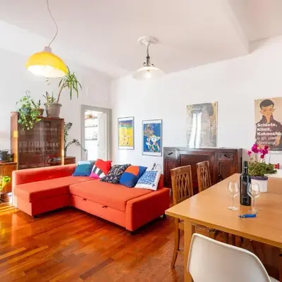 GuestHost - Lovely Apartment in Parma!