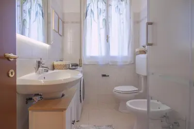 Bagno di Burro e salvia HOME Reggio Emilia apartment