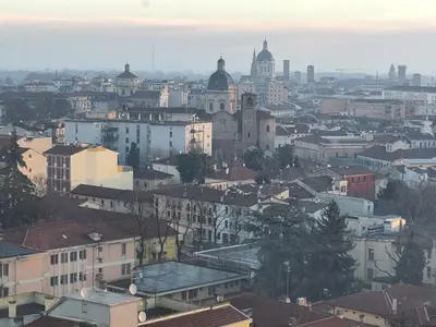 Vista generica su Mantova o vista sulla città dall'interno dell'appartamento