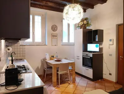 Cucina o angolo cottura di The Magical Court of Via Magenta