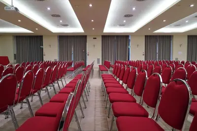 Zona business o sala conferenze di Cremona Palace Hotel