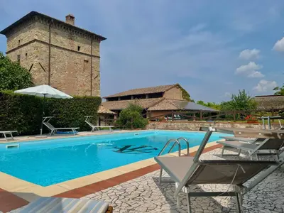 Piscina di Agriturismo Antica Torre o nelle vicinanze