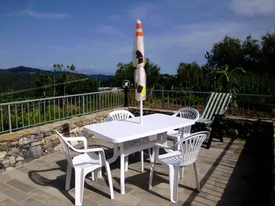Paesaggio naturale nelle vicinanze of country house