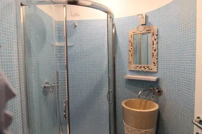Bagno di 5 Lands Yellow Cottage