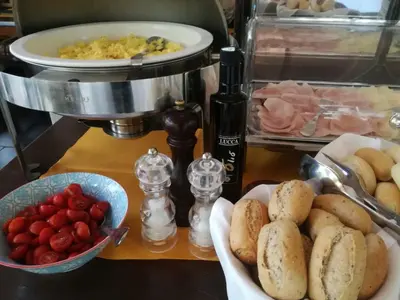 Cibo presso l'hotel o nelle vicinanze