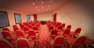 Zona business o sala conferenze di LVG Hotel Collection - Riz
