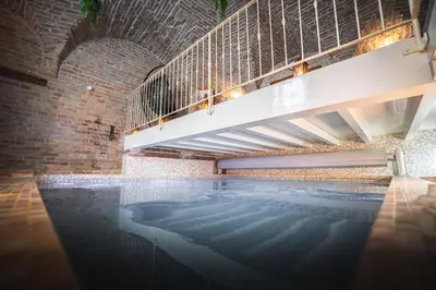 Piscina di Hotel La Tavola Rotonda o nelle vicinanze