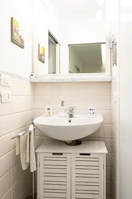 Bagno di Casa Pervinca