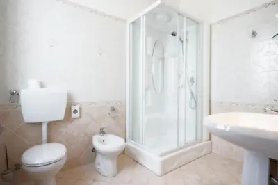Bagno di Villa Dircea