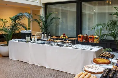 Cibo presso l'hotel o nelle vicinanze