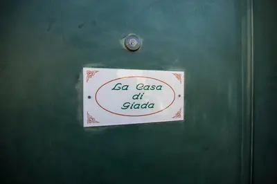 Certificato, attestato, insegna o altro documento esposto da La Casa di Giada