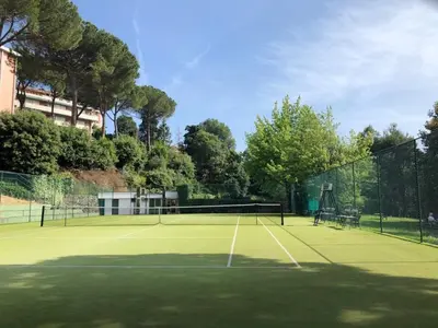 Attività di tennis o squash presso l'appartamento o nelle vicinanze