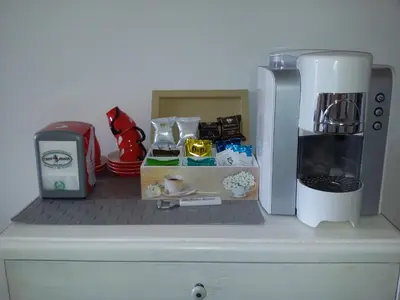Set per la preparazione di tè e caffè presso B&B Emozioni e Relax