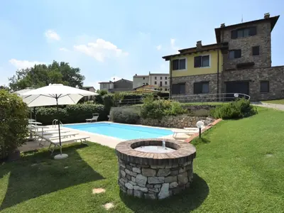 Piscina di Apartment La Corte Bricca - Bilo D by Interhome o nelle vicinanze