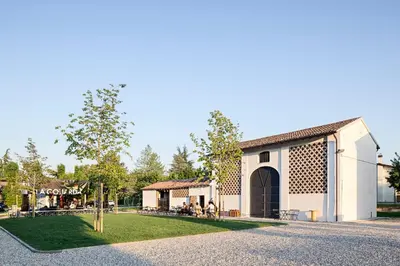 Edificio in cui si trova l'ostello